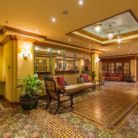 Herald Suites Makati City Kültér fotó