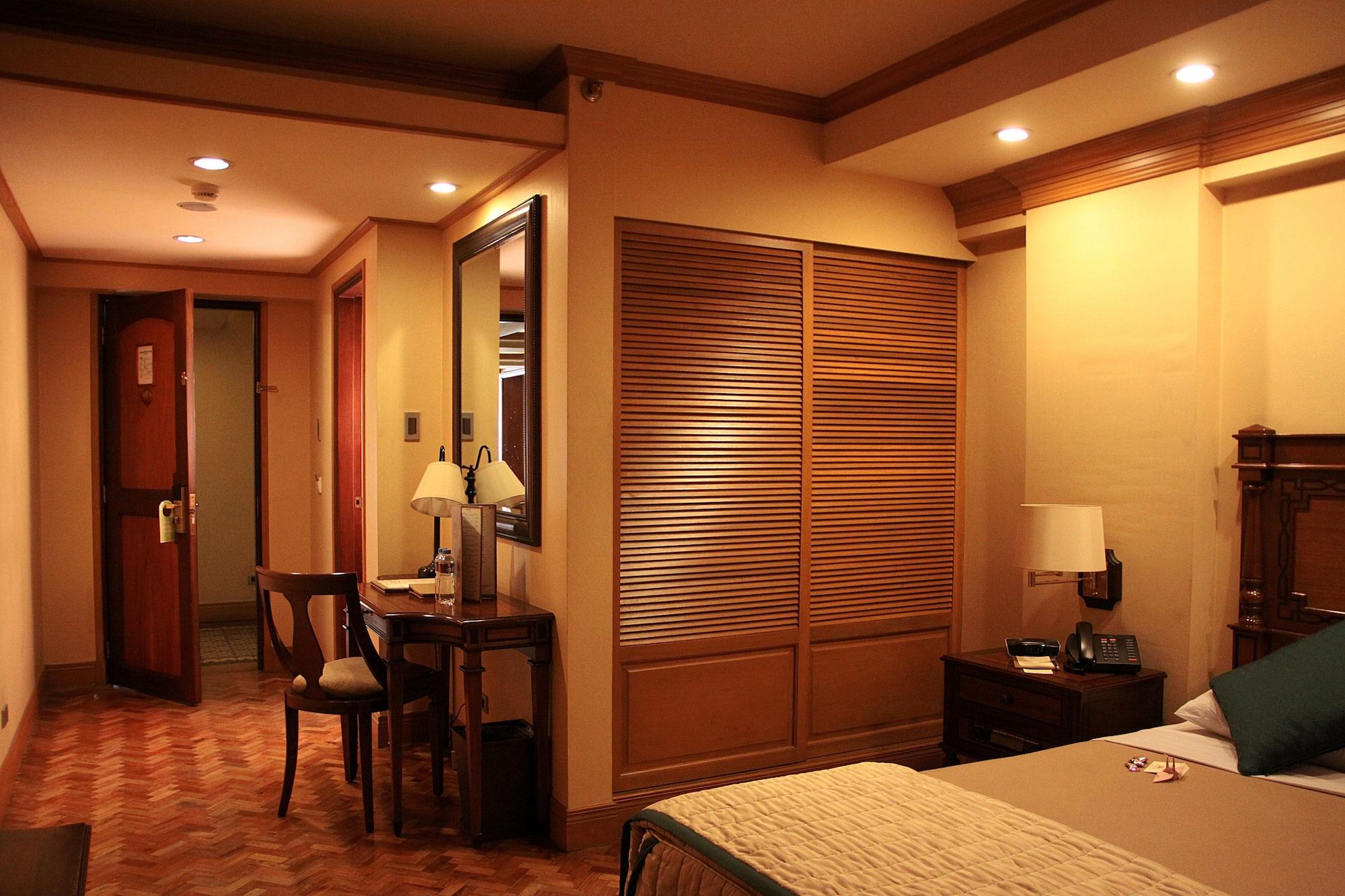 Herald Suites Makati City Kültér fotó