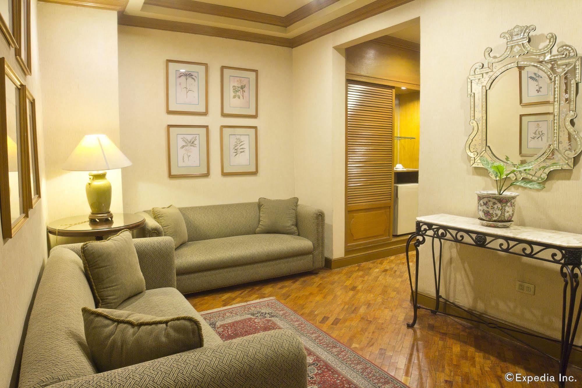 Herald Suites Makati City Kültér fotó