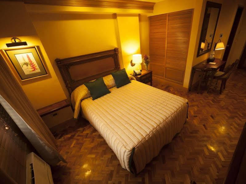 Herald Suites Makati City Kültér fotó