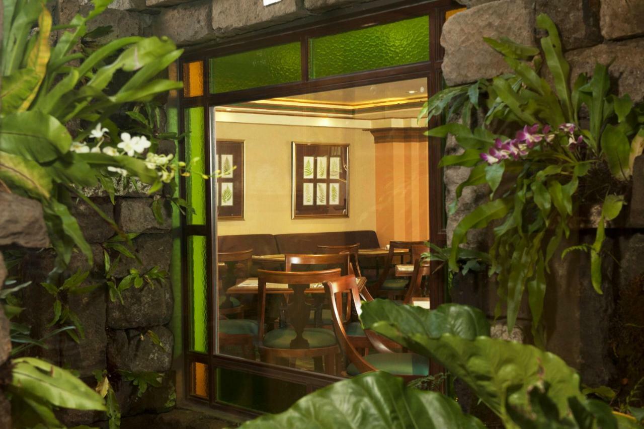 Herald Suites Makati City Kültér fotó